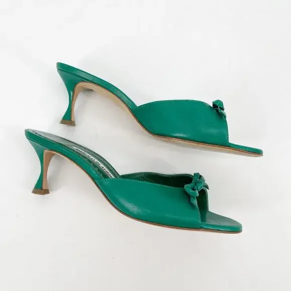 Manolo Blahnik Green Leather Pertinanu Bow Detail Kitten Heel Mules IT 37 - Picture 3 of 10